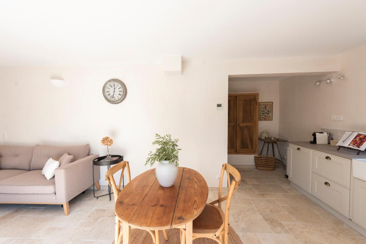 La Petite Ruche, 1 Bedroom Gite In The Luberon Apt Zewnętrze zdjęcie